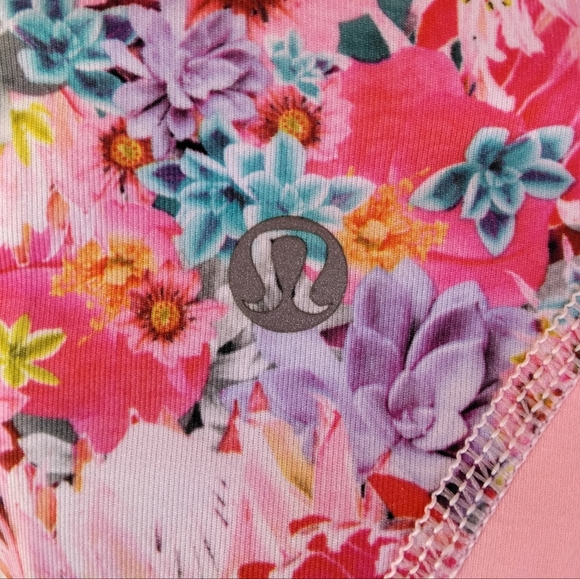 Lululemon Inspire Crop II All Luxtreme Flowabunga Bleached Coral Floral Size 4 - Picture 11 of 11